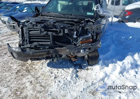 2018 Chevrolet Silverado 1500 2Lt from USA, damaged, VIN 1GCVKREC2JZ211849